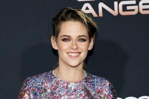 In Kristen Stewarts Diana-Kleid stecken 1000 Arbeitsstunden