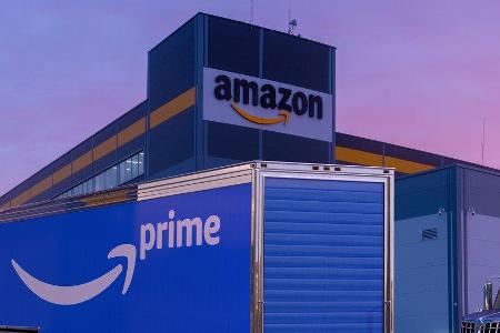 Amazon zählt zu den umsatzstärksten Unternehmen der Welt. Amazon zählt zu den umsatzstärksten Unternehmen der Welt.