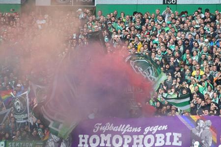 Männliche und weibliche Fans in Frauenfußball-Fragen gespalten Männliche und weibliche Fans in Frauenfußball-Fragen gespalten