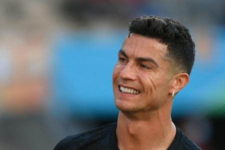 Ronaldo steigt ins ManUnited-Training ein Ronaldo steigt ins ManUnited-Training ein
