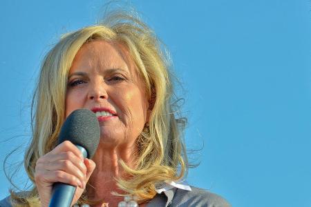 Ann Romney, die Ehefrau des ehemaligen US-Präsidentschaftskandidaten Mitt Romney, erkrankte 1998 an MS. Im US-Wahlkampf 2012...