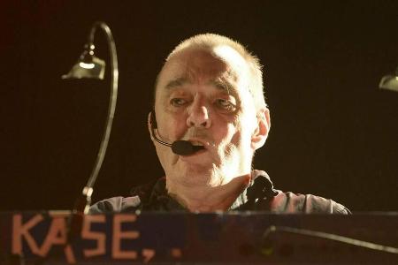 Dave Greenfield bei einem Auftritt der Stranglers in München