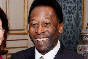 Fußball-Legende Pelé meldet sich radelnd aus dem Krankenhaus