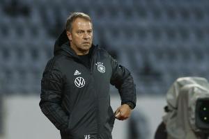 Flick verzichtet auf Bundesliga-Topspiel
