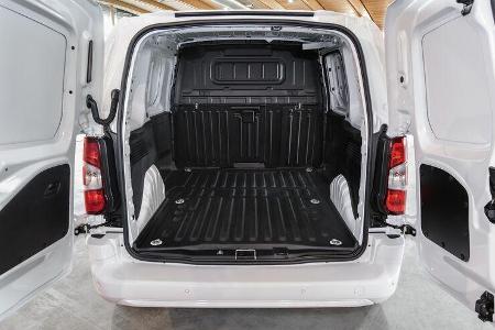 4/2019, Toyota Proace City 2020