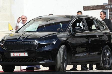Papst Franziskus am Skoda Enyaq iV Papst Franziskus am Skoda Enyaq iV
