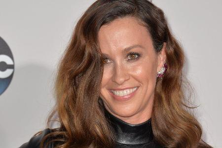 Alanis Morissette wurde als Jugendliche missbraucht. Alanis Morissette wurde als Jugendliche missbraucht.