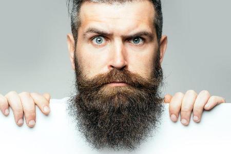 Je voller, desto besser. Am Welttag des Bartes dreht sich alles um die Gesichtsbehaarung. Je voller, desto besser. Am Welttag des Bartes dreht sich alles um die Gesichtsbehaarung.