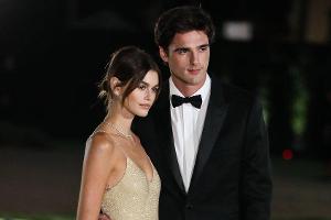 Kaia Gerber und Jacob Elordi geben gemeinsames Red-Carpet-Debüt