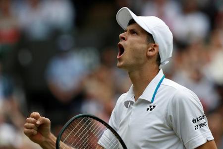 Tennis: Hurkacz gewinnt ATP-Turnier in Metz Tennis: Hurkacz gewinnt ATP-Turnier in Metz