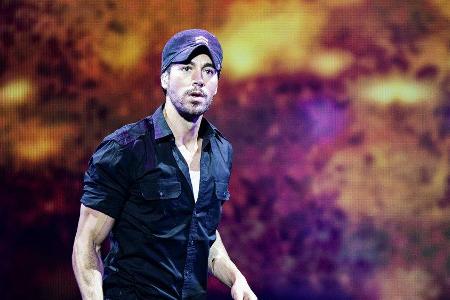Enrique Iglesias bei einem seiner Konzerte. Enrique Iglesias bei einem seiner Konzerte.