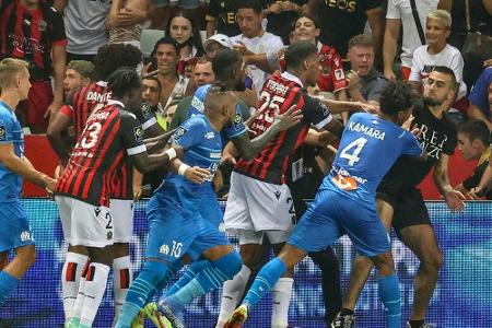 Skandal-Derby: Nizza-Marseille wird ohne Fans nachgeholt Skandal-Derby: Nizza-Marseille wird ohne Fans nachgeholt