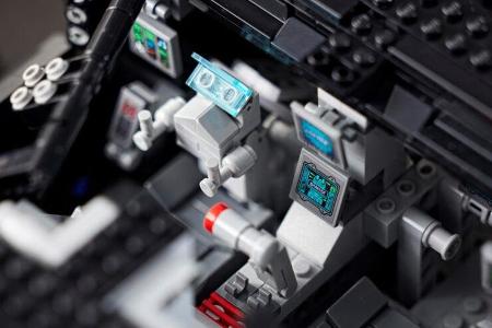 LEGO DC Batman Batmobile Tumbler