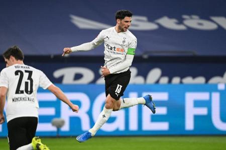 Stindl führt Gladbach zum ersten Sieg unter Hütter Stindl führt Gladbach zum ersten Sieg unter Hütter