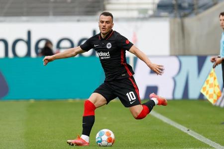 Frankfurt verpasst Befreiungsschlag trotz Kostic-Treffer Frankfurt verpasst Befreiungsschlag trotz Kostic-Treffer
