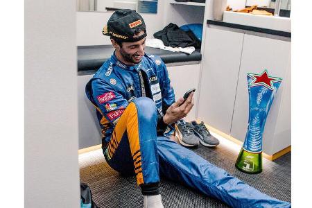 McLaren-Party - Woking - Monza-Sieg 2021