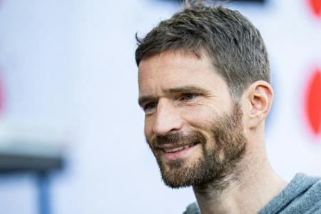 Hertha-Sportdirektor Friedrich lässt Zukunft offen Hertha-Sportdirektor Friedrich lässt Zukunft offen