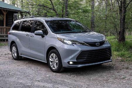 Toyota Sienna Woodland Special Edition Toyota Sienna Woodland Special Edition