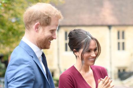 Prinz Harry und Herzogin Meghan setzen sich für eine gerechte Verteilung von Corona-Impfstoffen ein. Prinz Harry und Herzogin Meghan setzen sich für eine gerechte Verteilung von Corona-Impfstoffen ein.