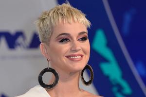 Darum rasiert sich Katy Perry nicht mehr die Beine