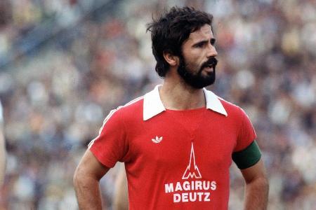 40 Tore in einer Saison: Viele Jahrzehnte hielt Gerd Müller, der 'Bomber der Nation', den ewigen Bundesliga-Rekord, bis Robe...
