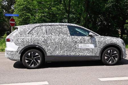 Erlkönig Audi Q5 E-Tron