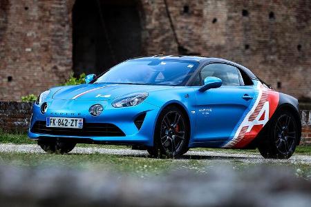 Alpine A110 Trackside Cars