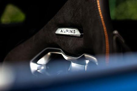 Alpine A110 Trackside Cars
