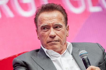 Arnold Schwarzenegger setzt sich gegen Umweltverschmutzung und den Klimawandel ein. Arnold Schwarzenegger setzt sich gegen Umweltverschmutzung und den Klimawandel ein.
