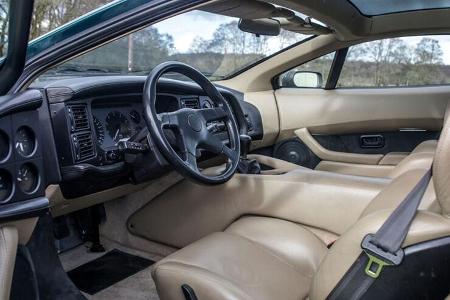 Jaguar XJ 220 (1992)
