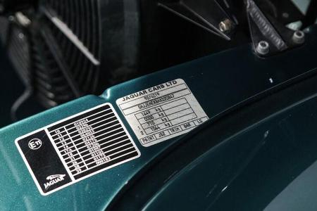 Jaguar XJ 220 (1992)