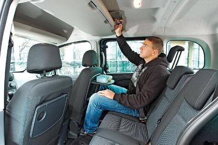 Mercedes Citan 109 CDI, Rücksitz, Beinfreiheit