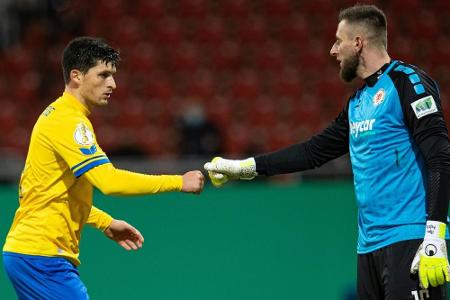 Braunschweig schlägt Osnabrück klar im Niedersachsen-Duell Braunschweig schlägt Osnabrück klar im Niedersachsen-Duell