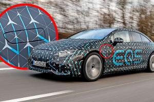 Das Geheimnis der kleinen Klappe am Mercedes EQS