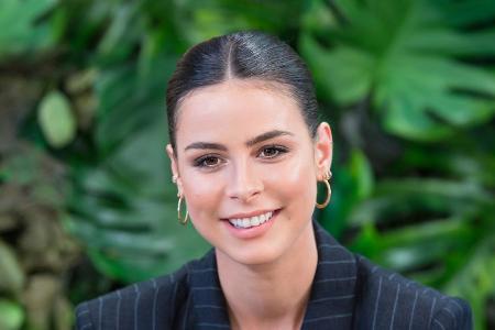 Lena Meyer-Landrut hat sich bei ihren Followern zurückgemeldet. Lena Meyer-Landrut hat sich bei ihren Followern zurückgemeldet.