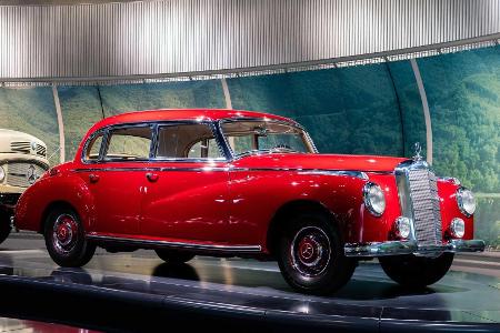 70 Jahre Mercedes 220 (W 187) und 300 (W 186/189)