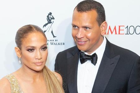 Jennifer Lopez und Alex Rodriguez bei einer Gala im Jahr 2018 Jennifer Lopez und Alex Rodriguez bei einer Gala im Jahr 2018