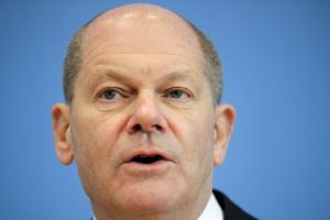 "Verrat an den Idealen": Scholz gegen Super League