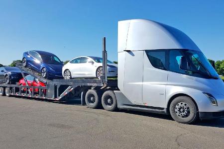 Tesla Semi Autotransporter