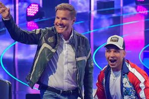 Pietro Lombardi (r.) steht weiterhin zu Dieter Bohlen.