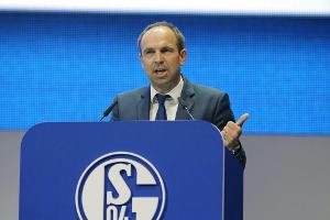 Wegen anonymer Anfeindungen und Bedrohungen: Schalke-Vorstand Jobst legt Amt nieder