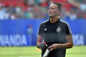 Nationaltorhüterin Schult gibt Bundesliga-Comeback