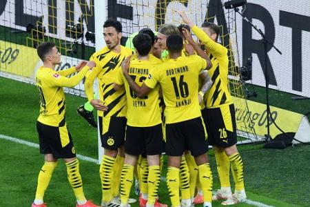 Glück und ein Geschenk: BVB siegt für Champions-League-Hoffnung Glück und ein Geschenk: BVB siegt für Champions-League-Hoffnung