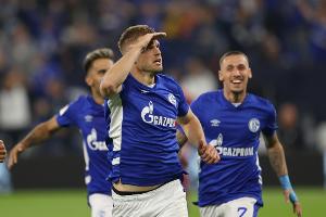 Dank Terodde: Schalke kämpft sich zum ersten Heimsieg - Grammozis atmet auf