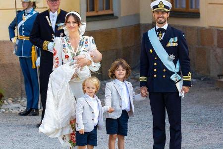 Prinzessin Sofia, Prinz Julian, Prinz Gabriel, Prinz Alexander und Prinz Carl Philip bei der Taufe des kleinen Julian Prinzessin Sofia, Prinz Julian, Prinz Gabriel, Prinz Alexander und Prinz Carl Philip bei der Taufe des kleinen Julian