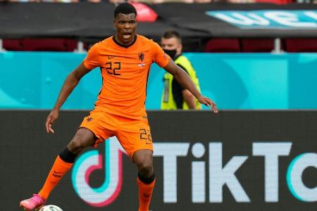 Medien: Inter Mailand holt Niederländer Dumfries Medien: Inter Mailand holt Niederländer Dumfries