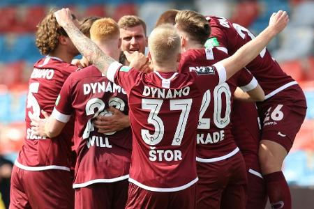 DFB-Pokal: Dresden gewinnt Zweitligaduell DFB-Pokal: Dresden gewinnt Zweitligaduell