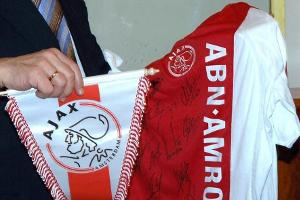 "Einzigartig": Ajax bricht Verkaufsrekorde mit Bob-Marley-Trikot