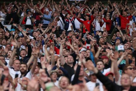 UEFA eröffnet Disziplinarverfahren gegen England UEFA eröffnet Disziplinarverfahren gegen England
