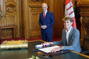 So wurde der "Goldjunge" Alexander Zverev bei seiner Rückkehr gefeiert